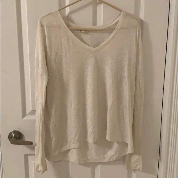 Hi-lo white top - Picture 1 of 3